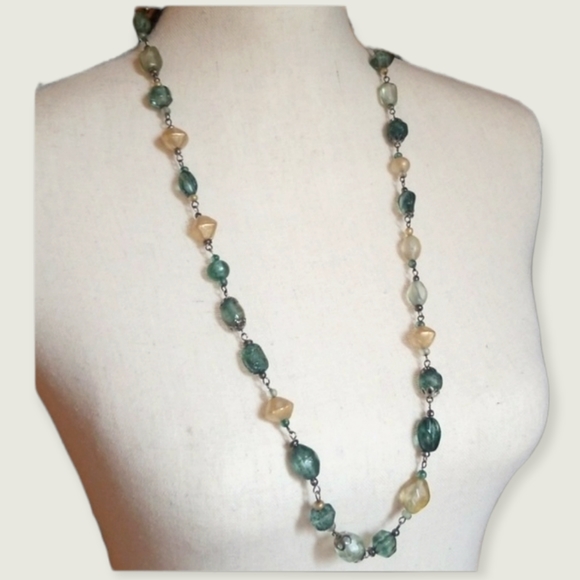 Vintage Mid Century Glass Bead Necklace - Picture 1 of 12
